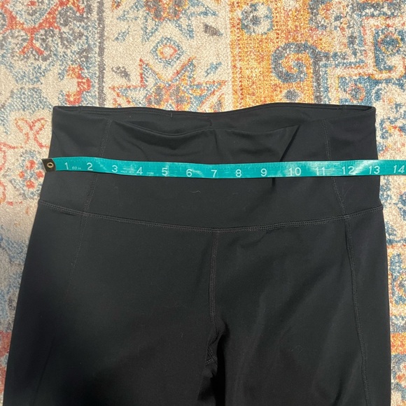 Gap Eclipse black 7/8 length leggings - Picture 2 of 5